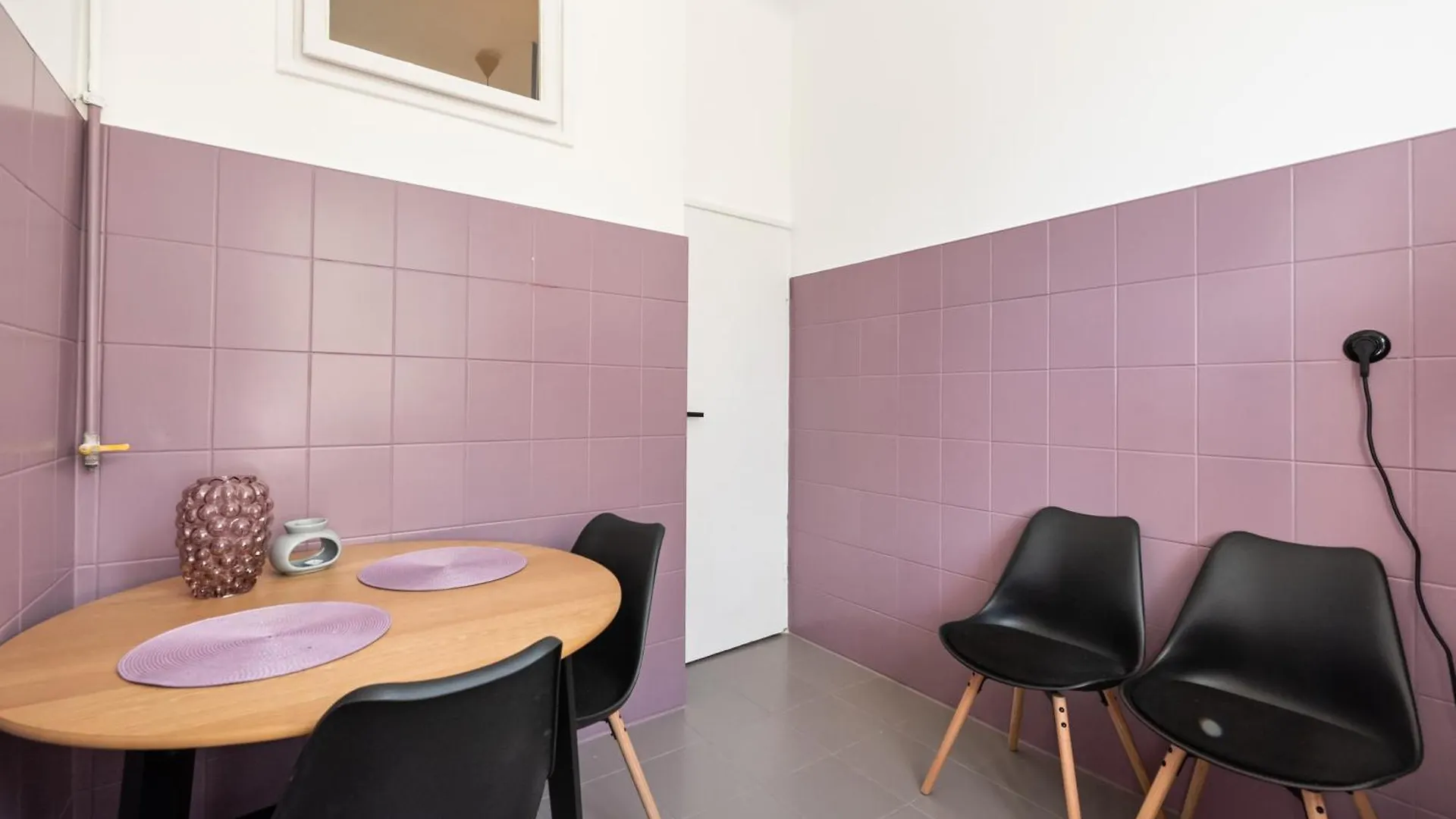 New Town Market Place Apartment ワルシャワ 0*,